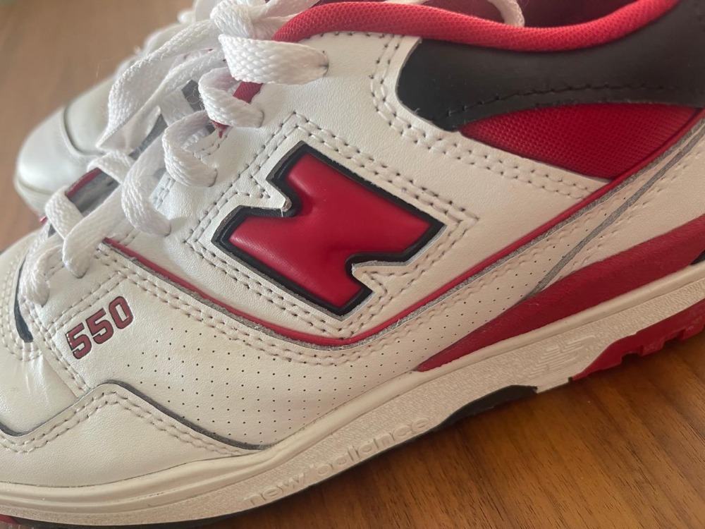 New Balance 550 Sea Salt True Red
