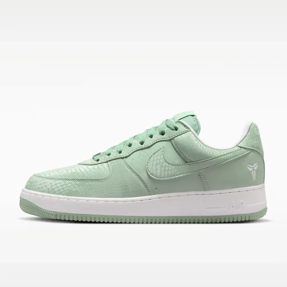 Imagem Kobe Bryant x Nike Air Force 1 Low Forever Steam