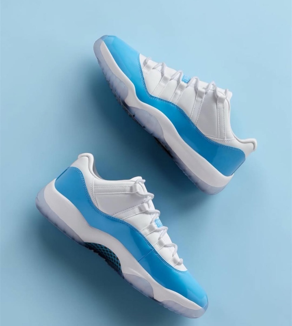 Air Jordan 11 Low University Blue