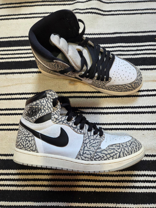 Air Jordan 1 High White Cement — 41, Usado