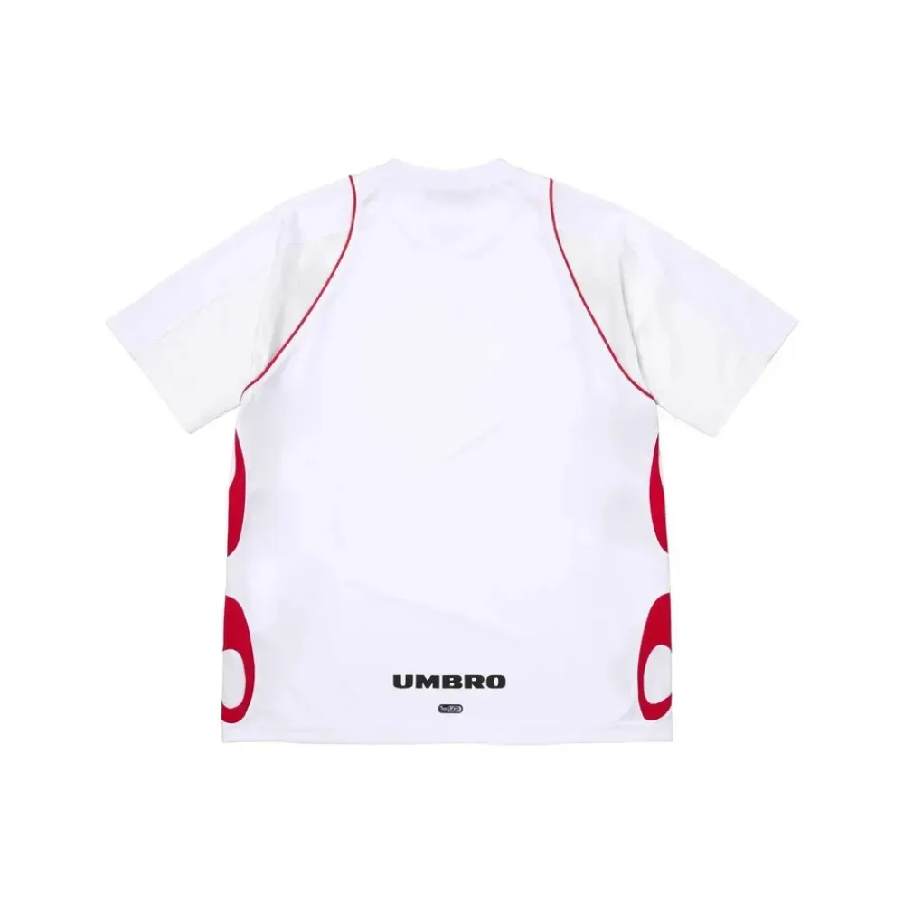 Umbro x Supreme Camiseta Old English Soccer Jersey White SSS26-W10