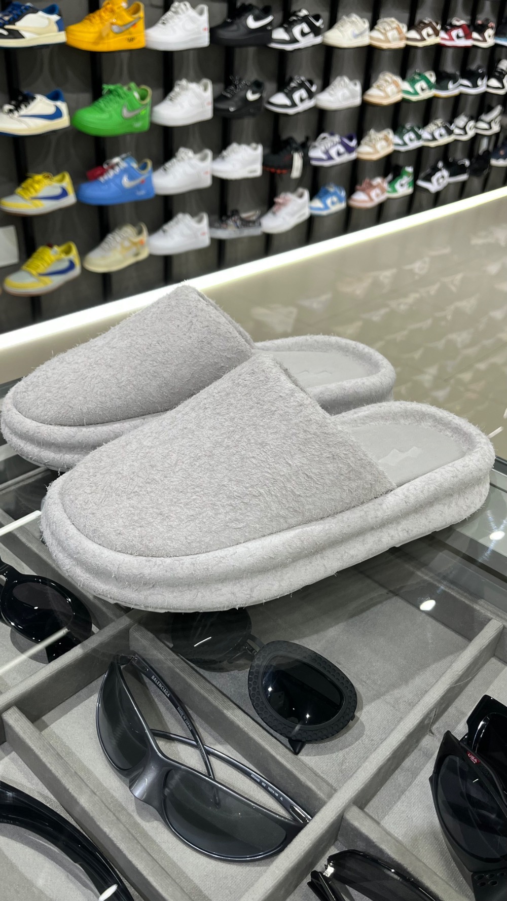 Slide  SKYLRK Rest Slipper Hairy
