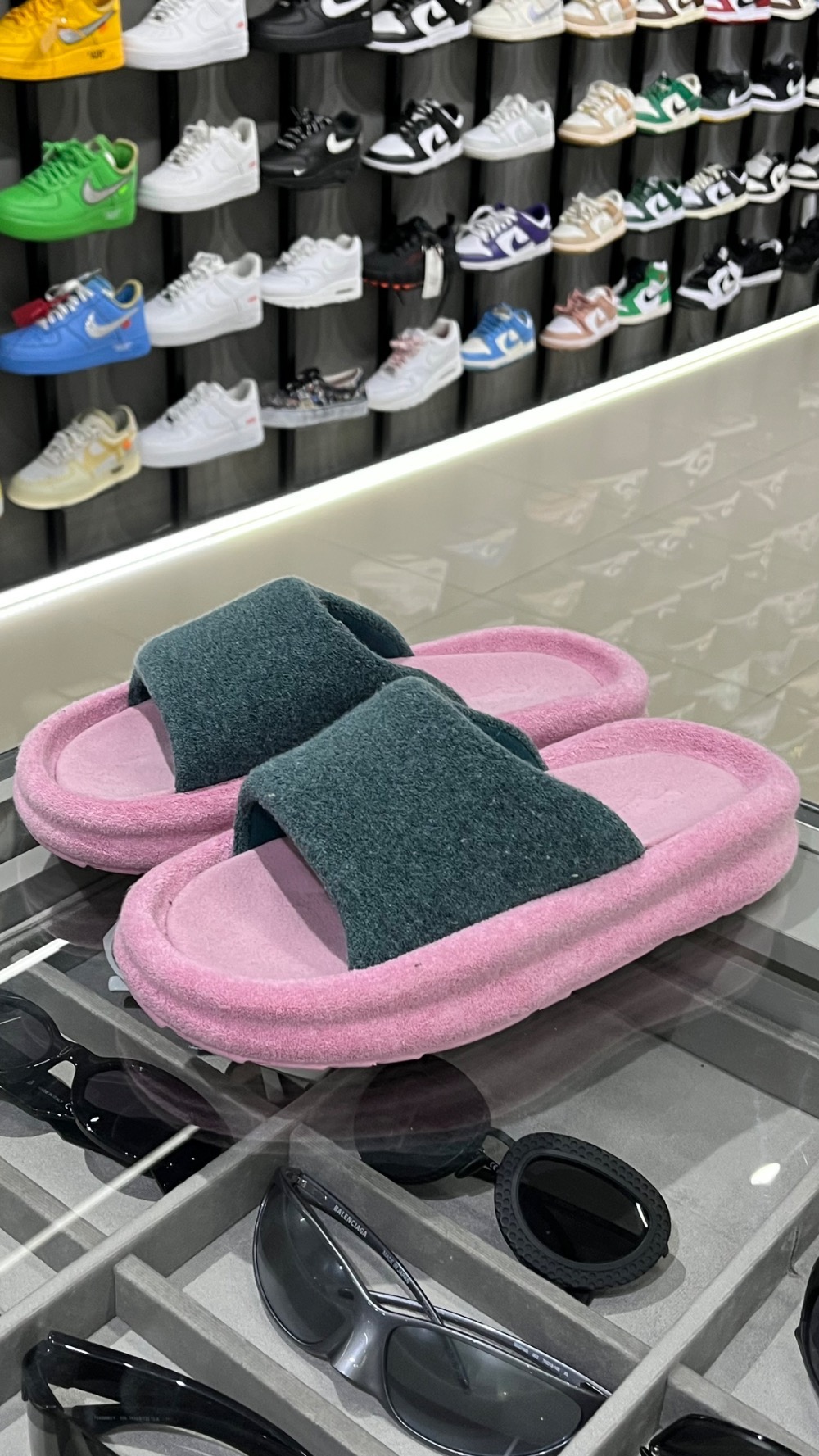 Slide  SKYLRK Rest Slipper Hairy