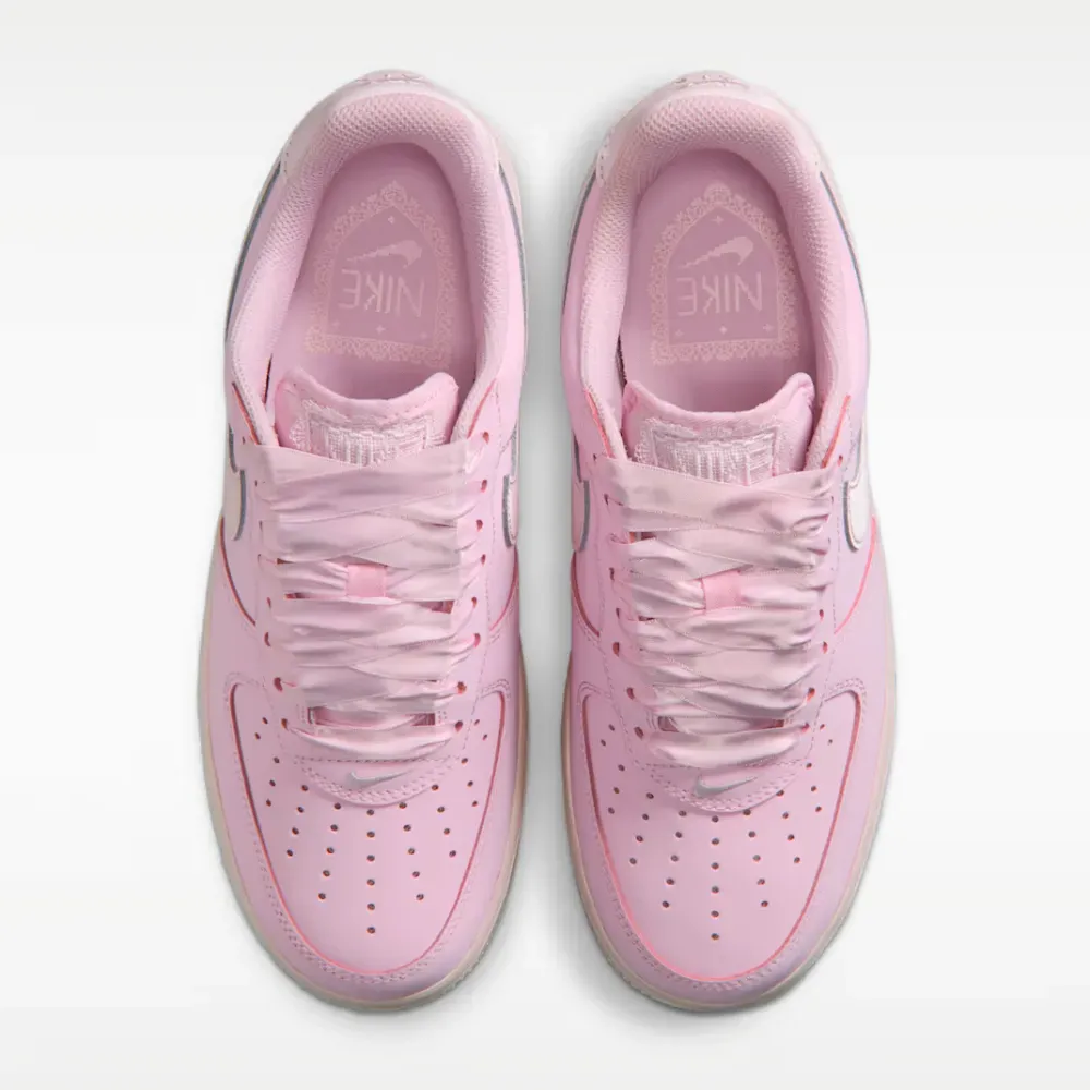 NIKE AIR FORCE 1 RETRO ピンク カモ Nike Air Force 1 Retro Premium Pink Foam - Droper