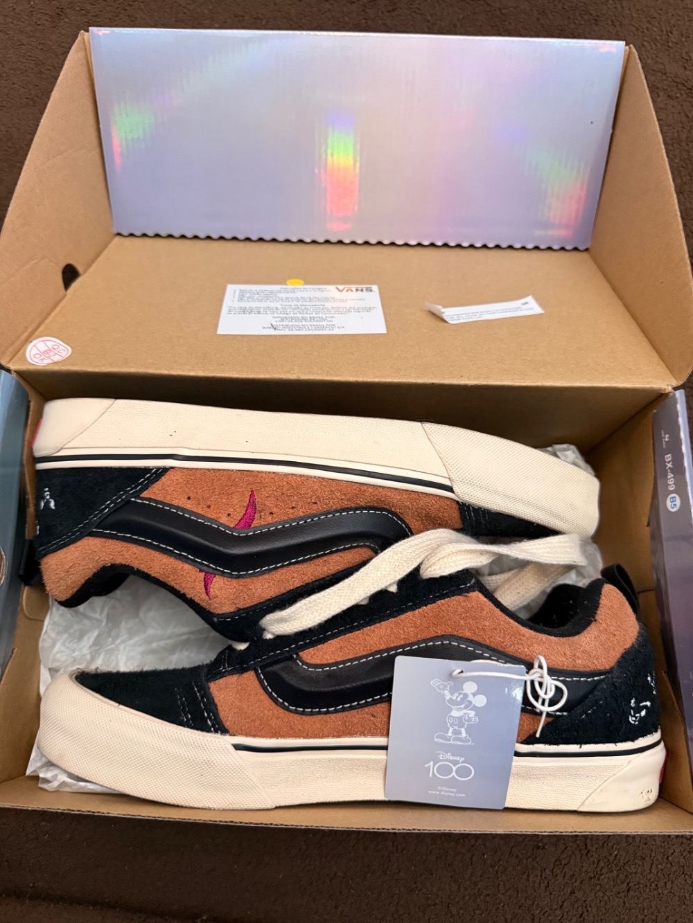Disney x Vans Knu Skool Black — 39, Usado
