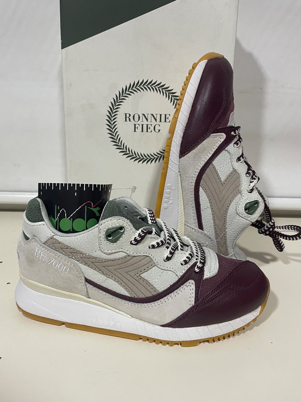 Diadora V7000 x Kith Ronnie Fieg 34,5 Novo
