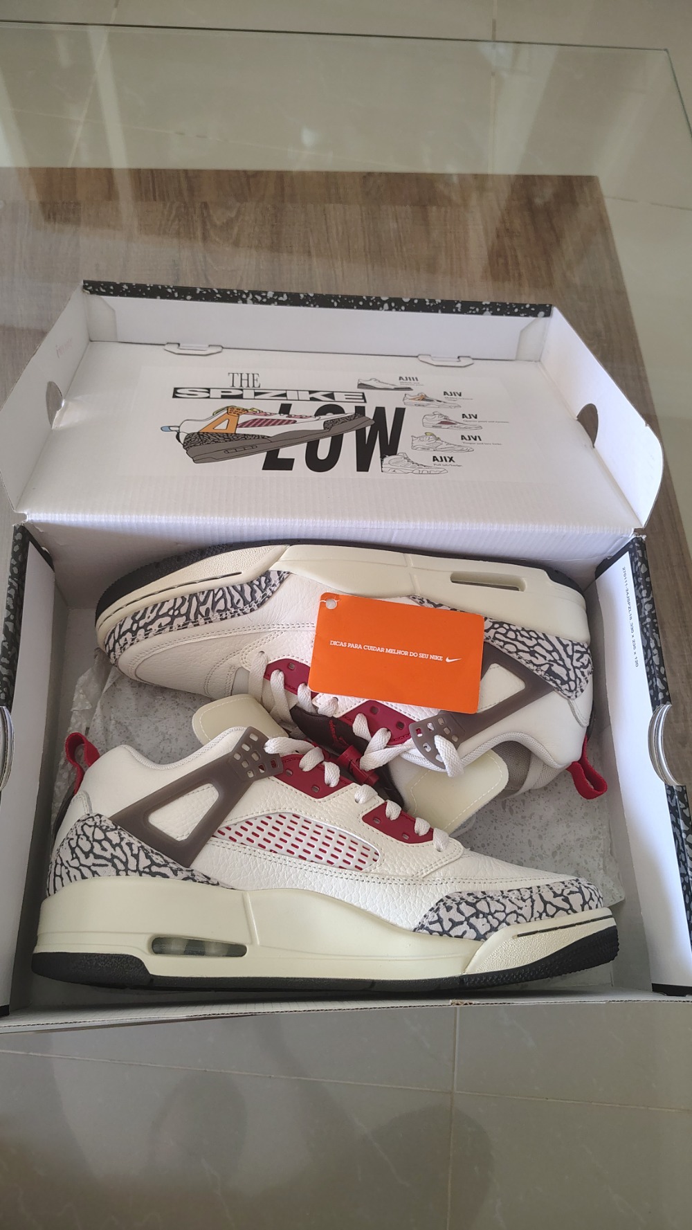 Air Jordan Spizike Low Sail Anthracite Coconut Milk Varsity Red