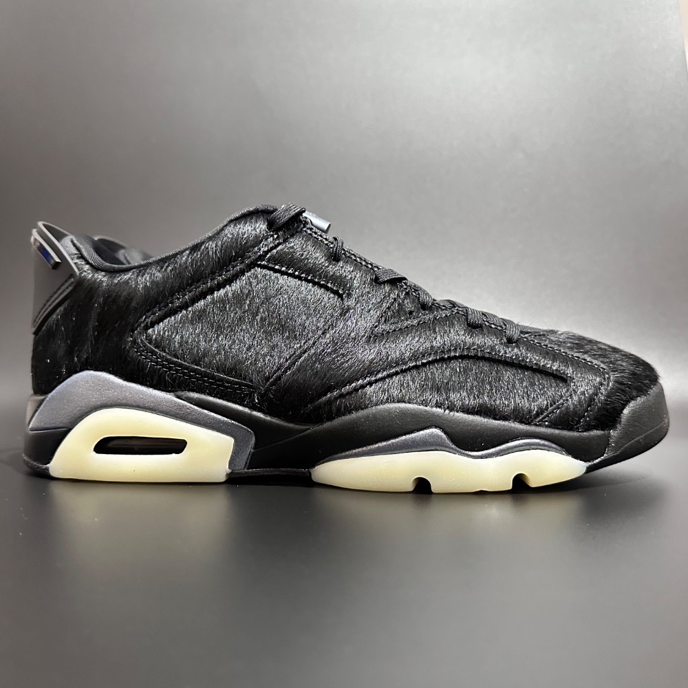 Air Jordan 6 Retro Low Blackout Feminino