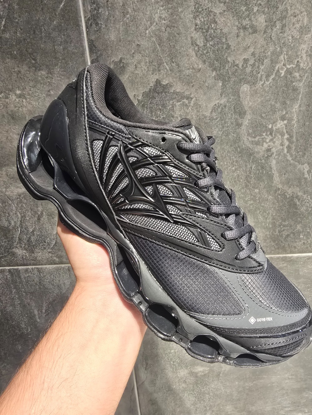 Mizuno Wave Prophecy LS Gore-Tex Black