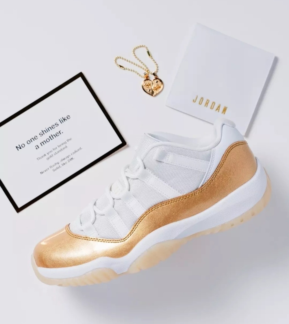 Air Jordan 11 Low Mother's Day White Metallic Gold