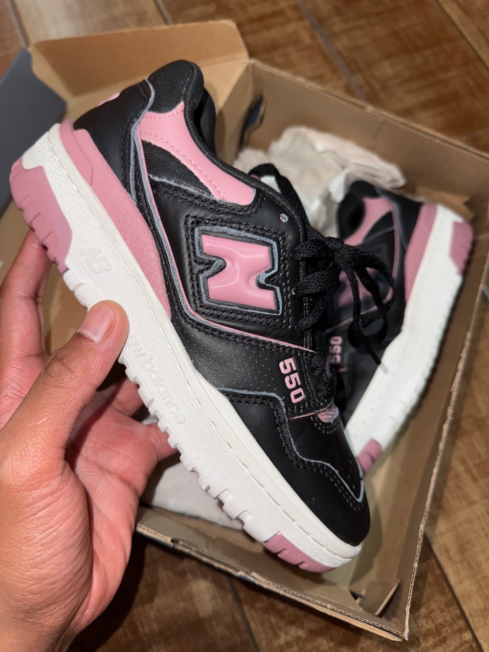 New Balance 550 Black Rosewood
