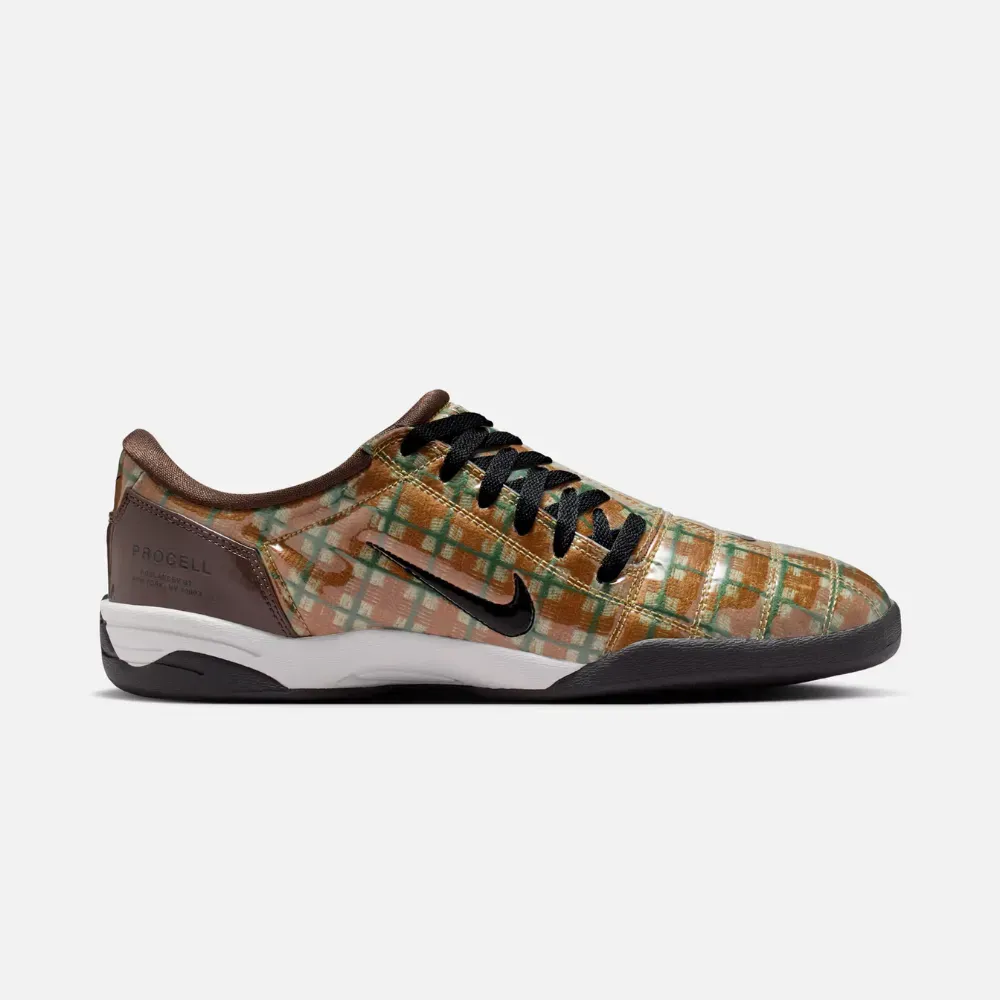 Procell x Nike Total 90 Baroque Brown Fir foto 1