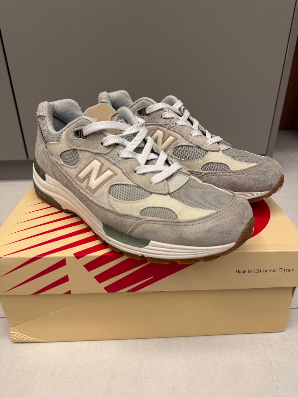 New Balance 992 Olivine — 41, Usado