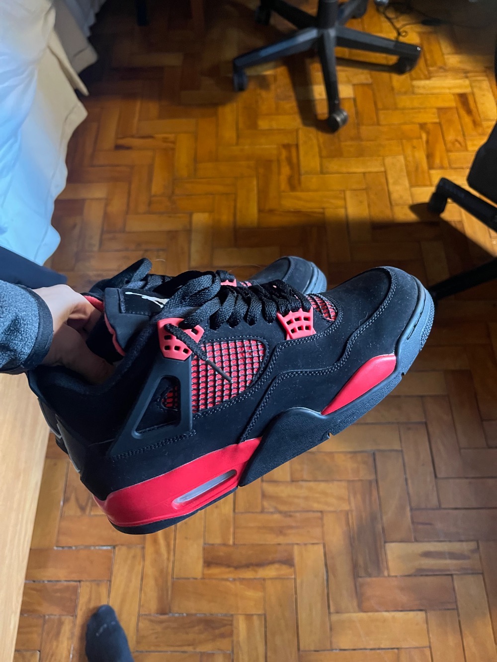 Air Jordan 4 Red Thunder — 42.5, Usado