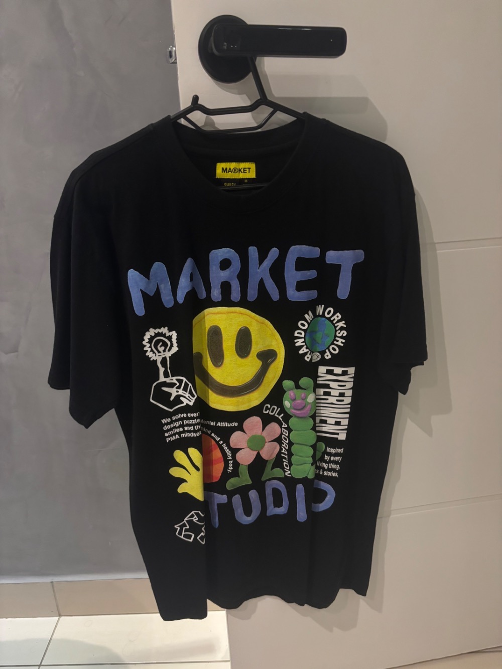 Camiseta Market Smiley - Preta Medium