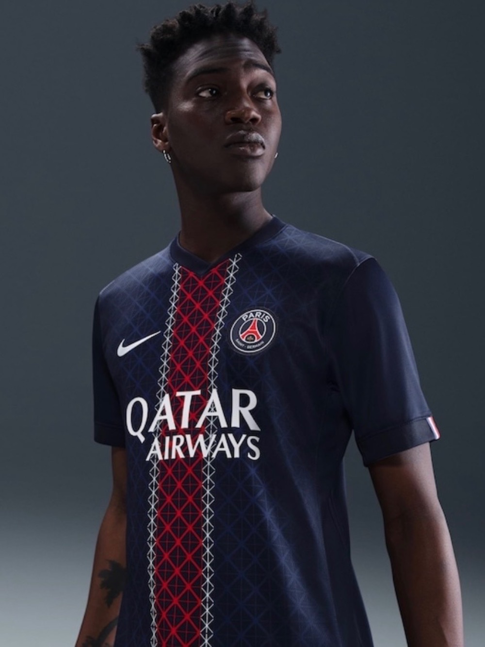 Camiseta Nike Paris Saint-Germain 2025/26 Torcedor Blue — P / M / G / XG, Novo