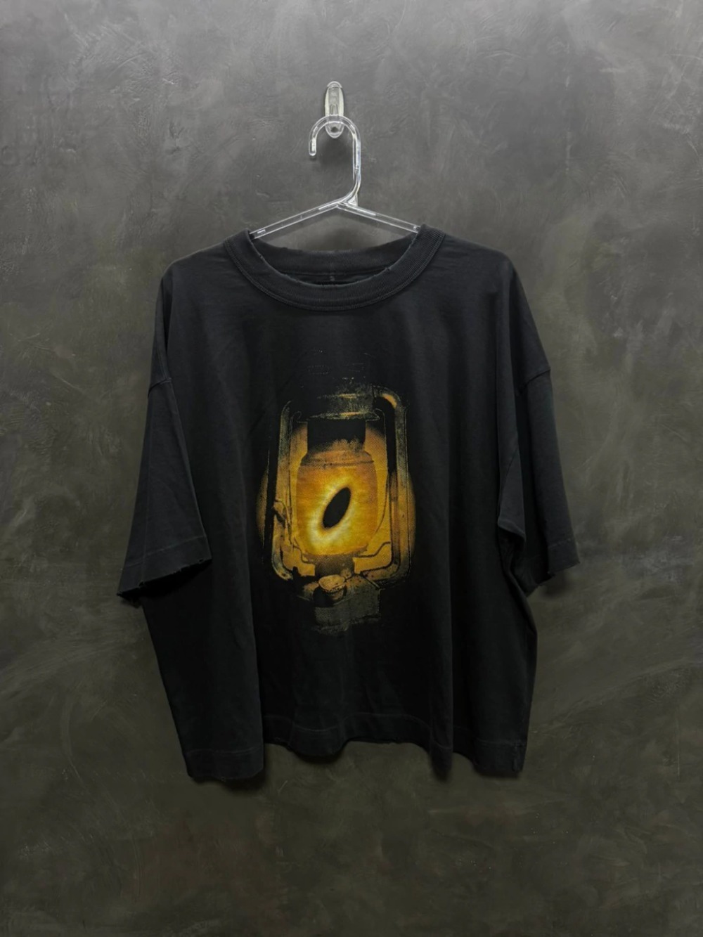 Camiseta Egho Studios Boxy Lampião Chumbo