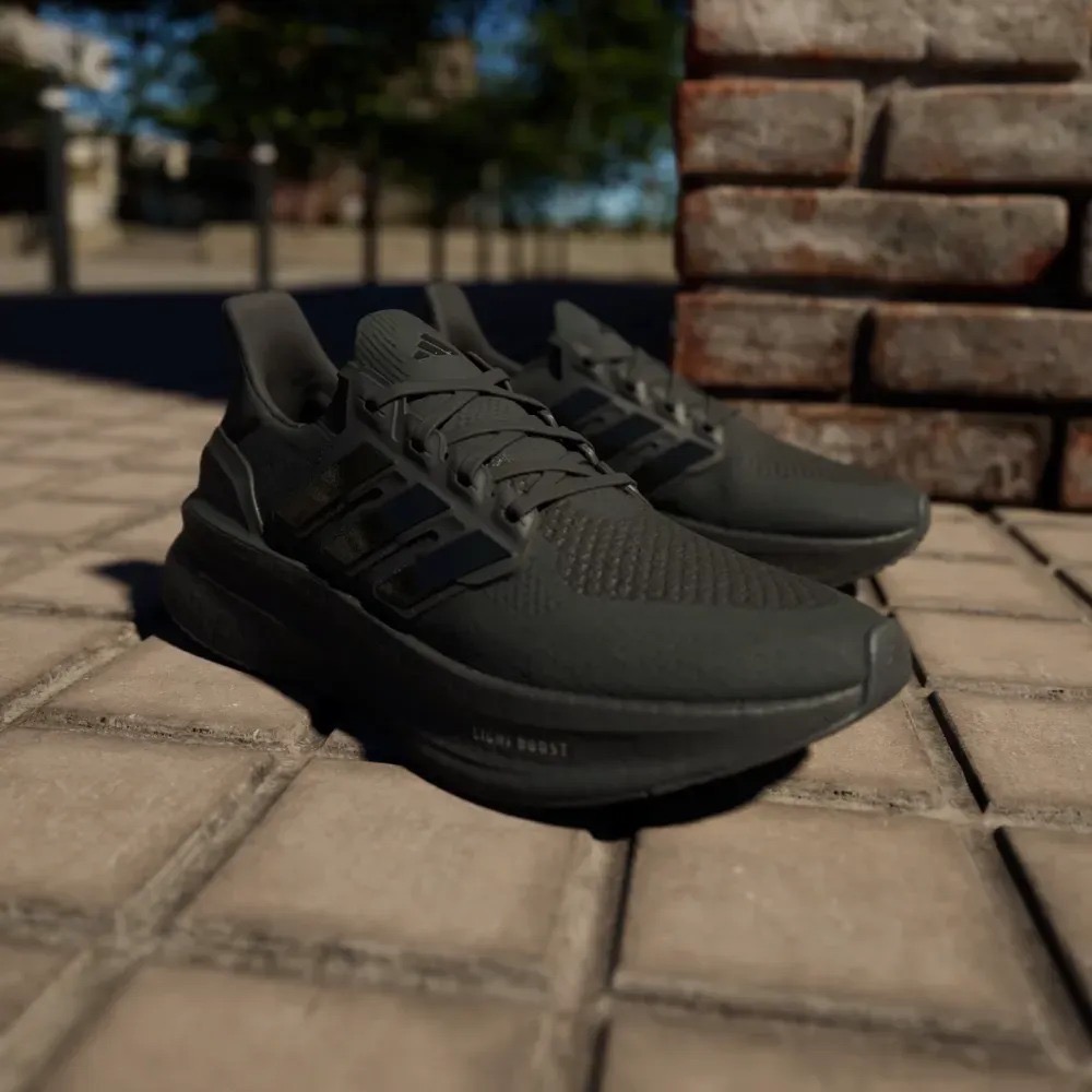 adidas Ultraboost 5 Triple Black — 37.5 / 45, Novo