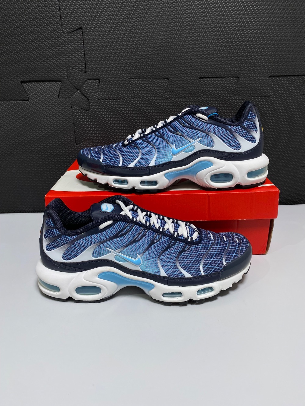 Nike Air Max Plus Dark Obsidian White Black Blue Chill — 40, Novo