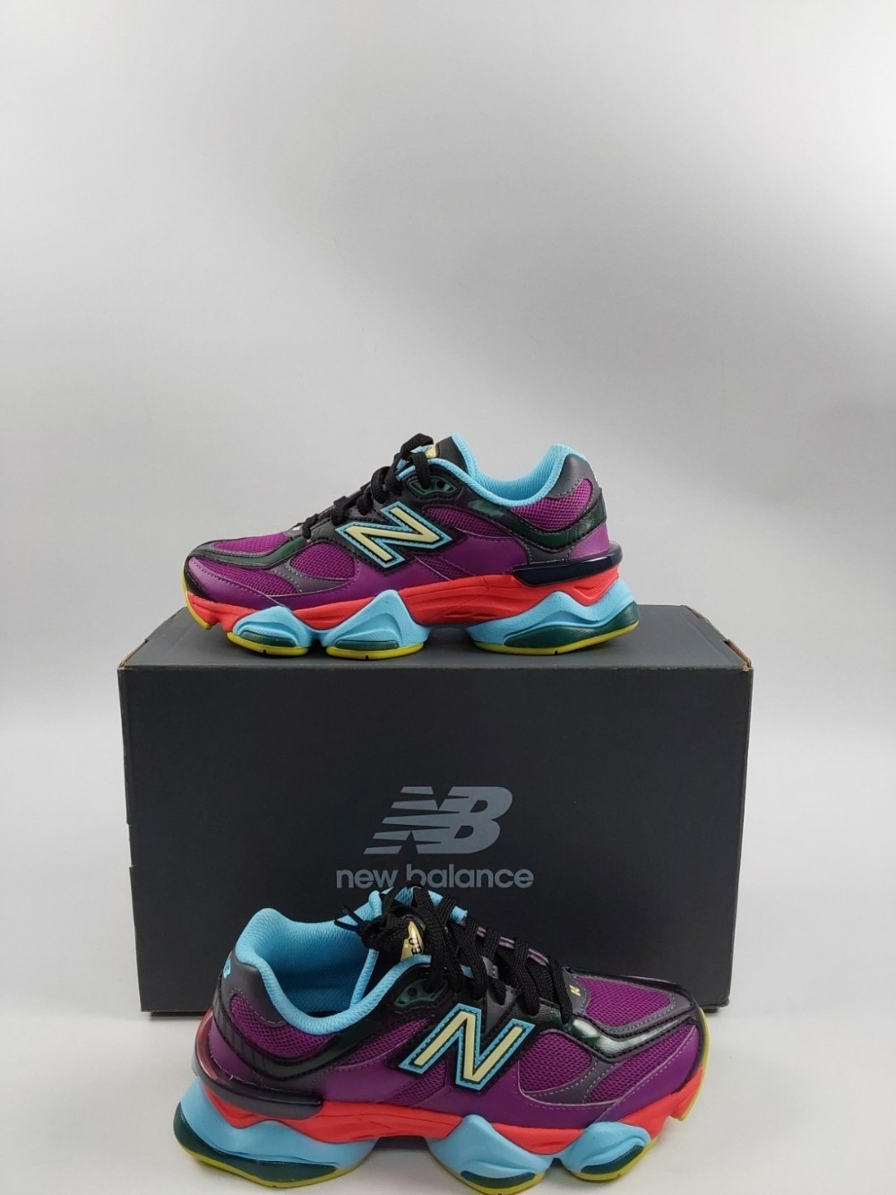 New Balance 9060 Neon Nights Pack — 35 / 35.5 / 37 / 39.5 / 41 / 42 / 42.5 / 43 / 43.5 / 44, Novo