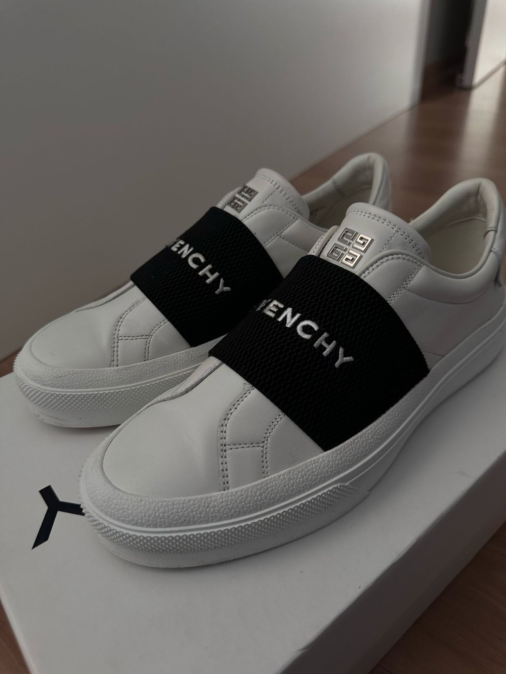 CITY SPORT SNEAKERS GIVENCHY