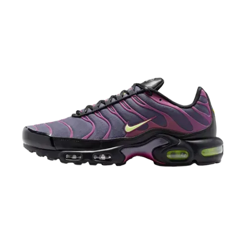 Nike Air Max Plus Black Pencil Point Team Crimson - Droper