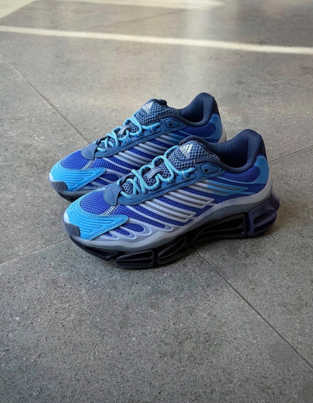 adidas Megaride AG Hi-Res Blue Black