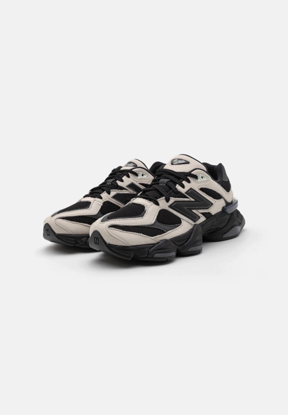 New Balance 9060 Off White Black — 43, Novo
