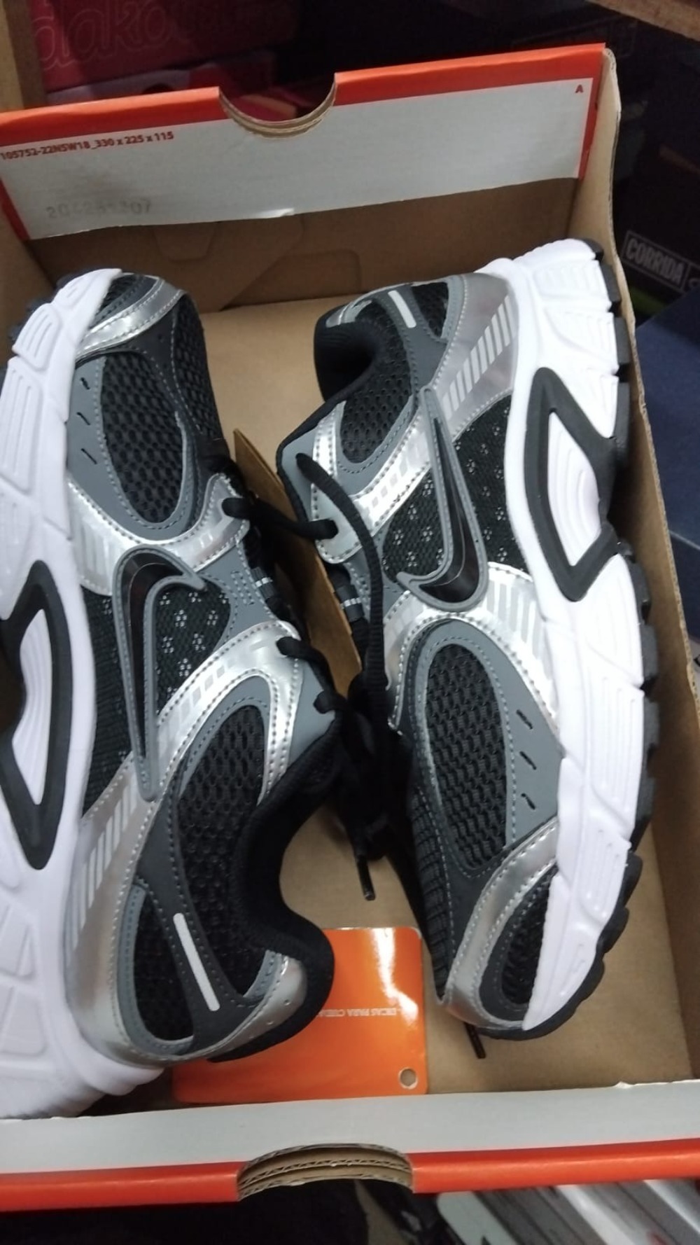 Nike V5 RNR Black Anthracite Smoke Grey