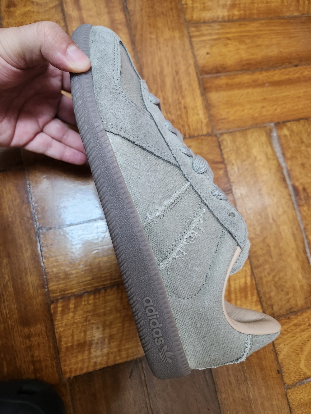 adidas BW Army Silver Pebble