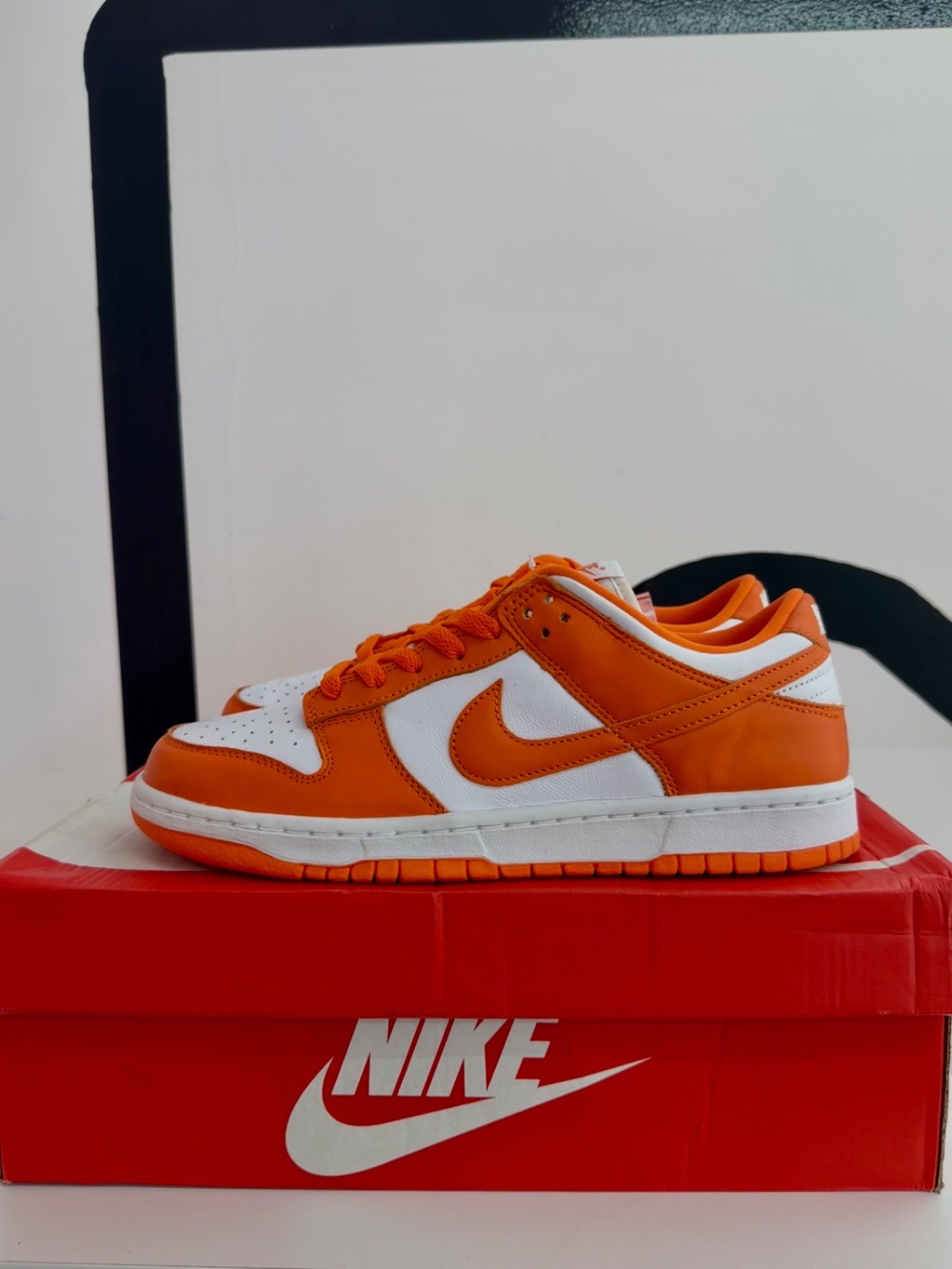 Nike Dunk Low Syracuse (2022) — 38 / 39.5, Novo