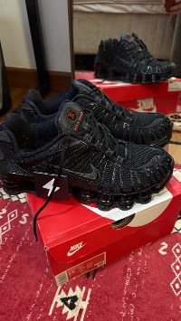 Nike Shox TL Black and Max Orange - Droper