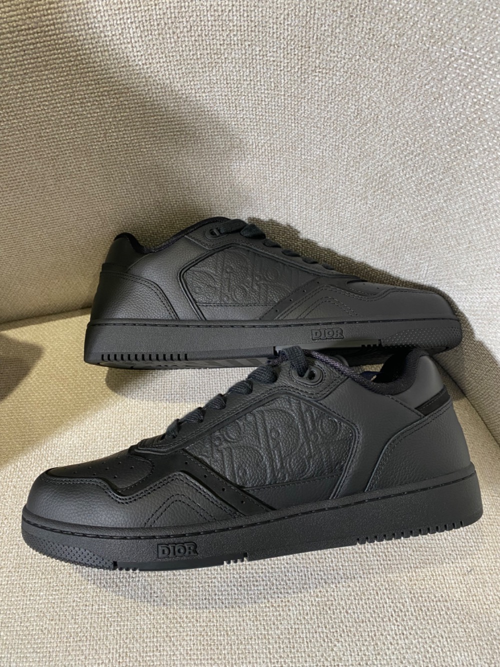 Dior B27 Uptown Preto