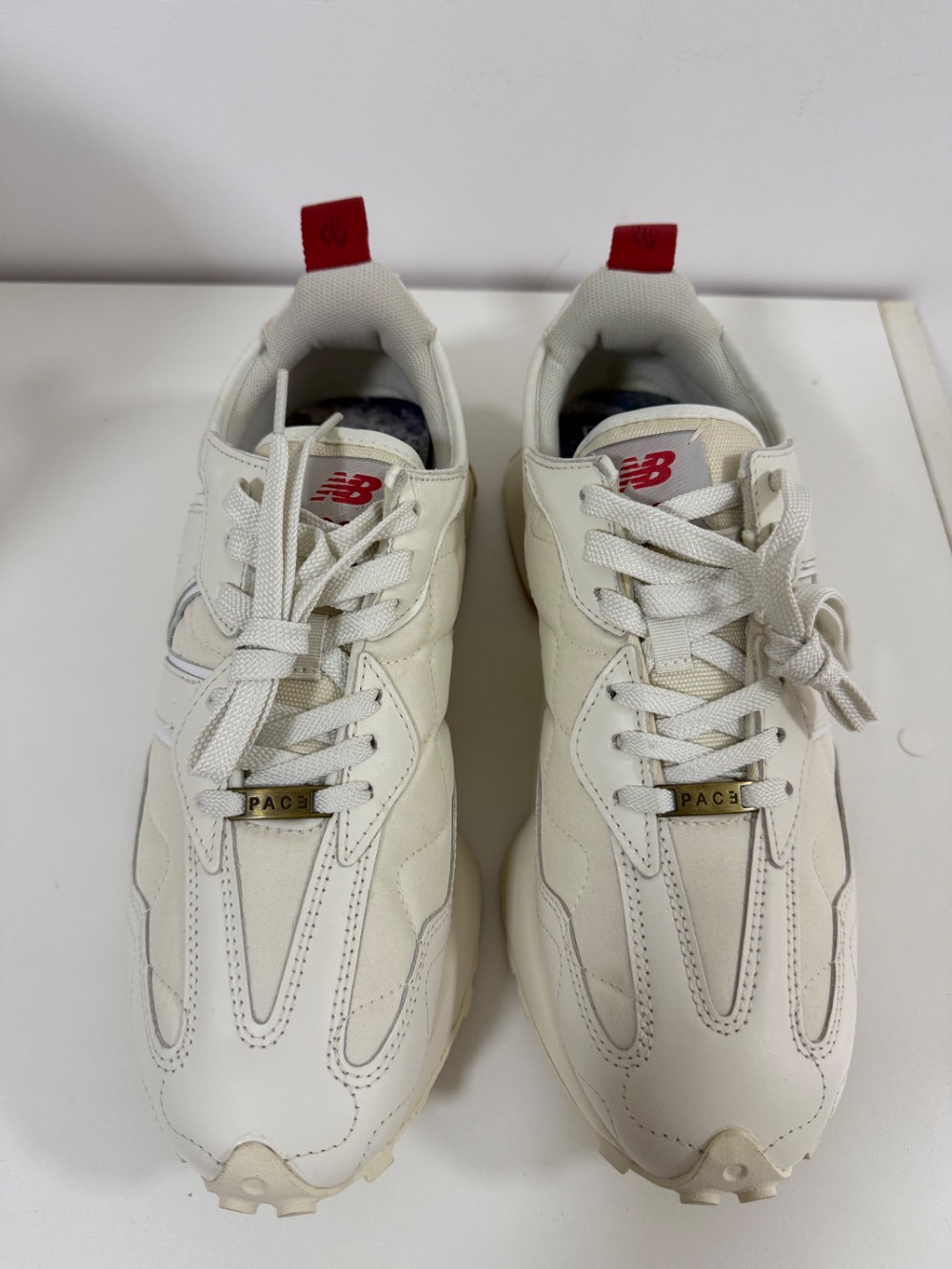 New Balance 327 The Pacer