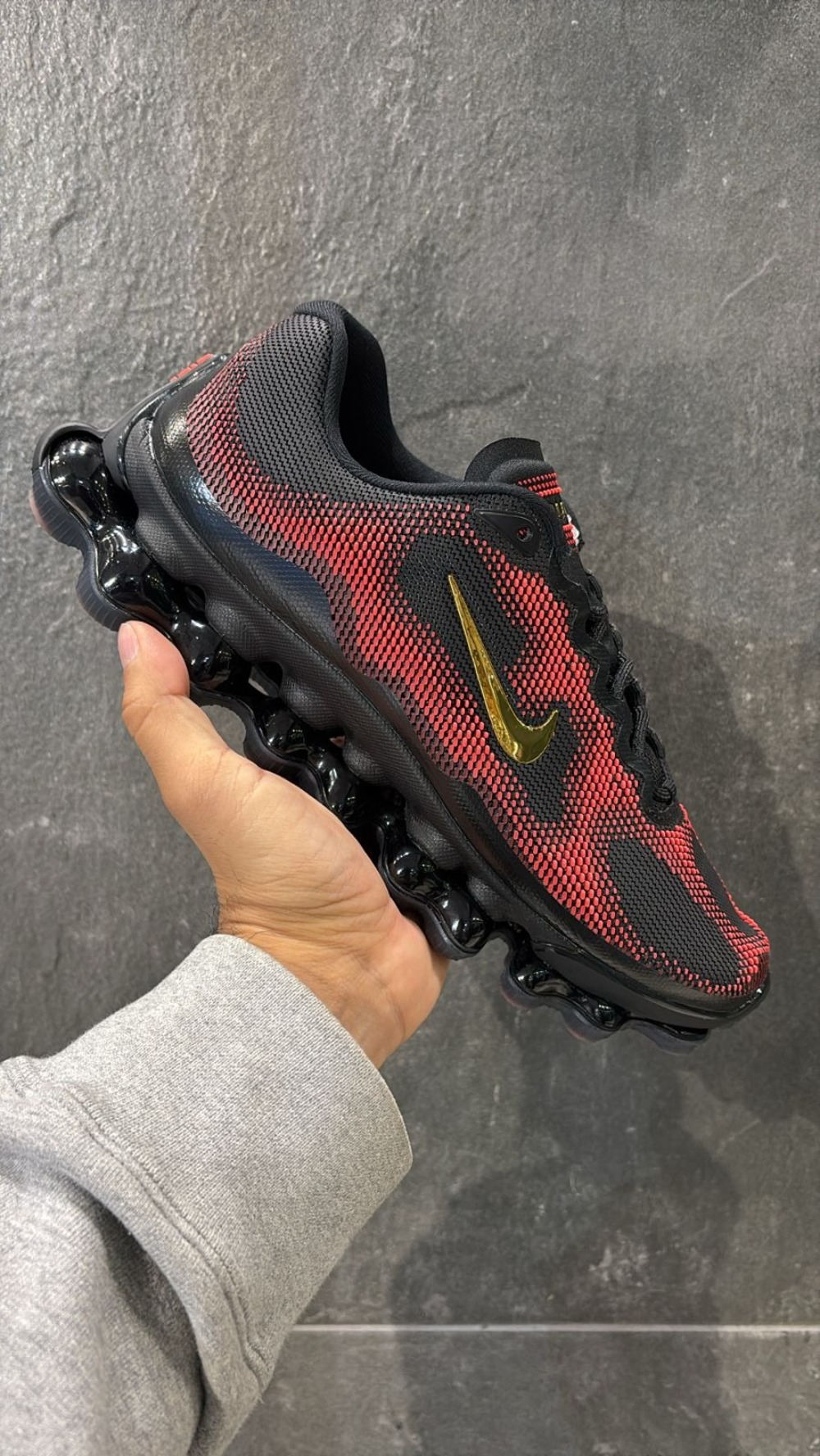 Nike Air Liquid Max Bright Crimson Fire Red