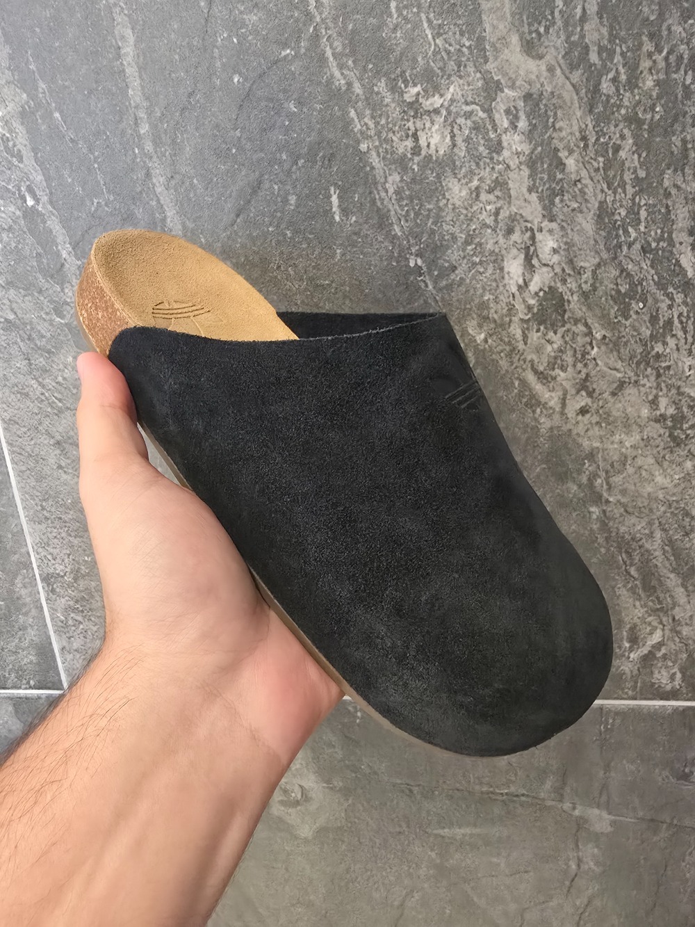 adidas Adimule Core Black Gum — 36 / 37 / 38 / 39 / 43, Novo