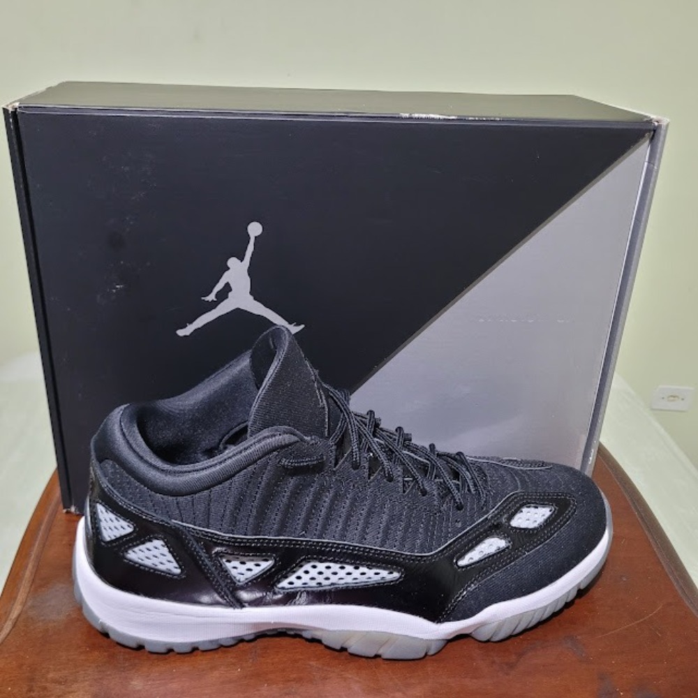 Air Jordan 11 Low Craft