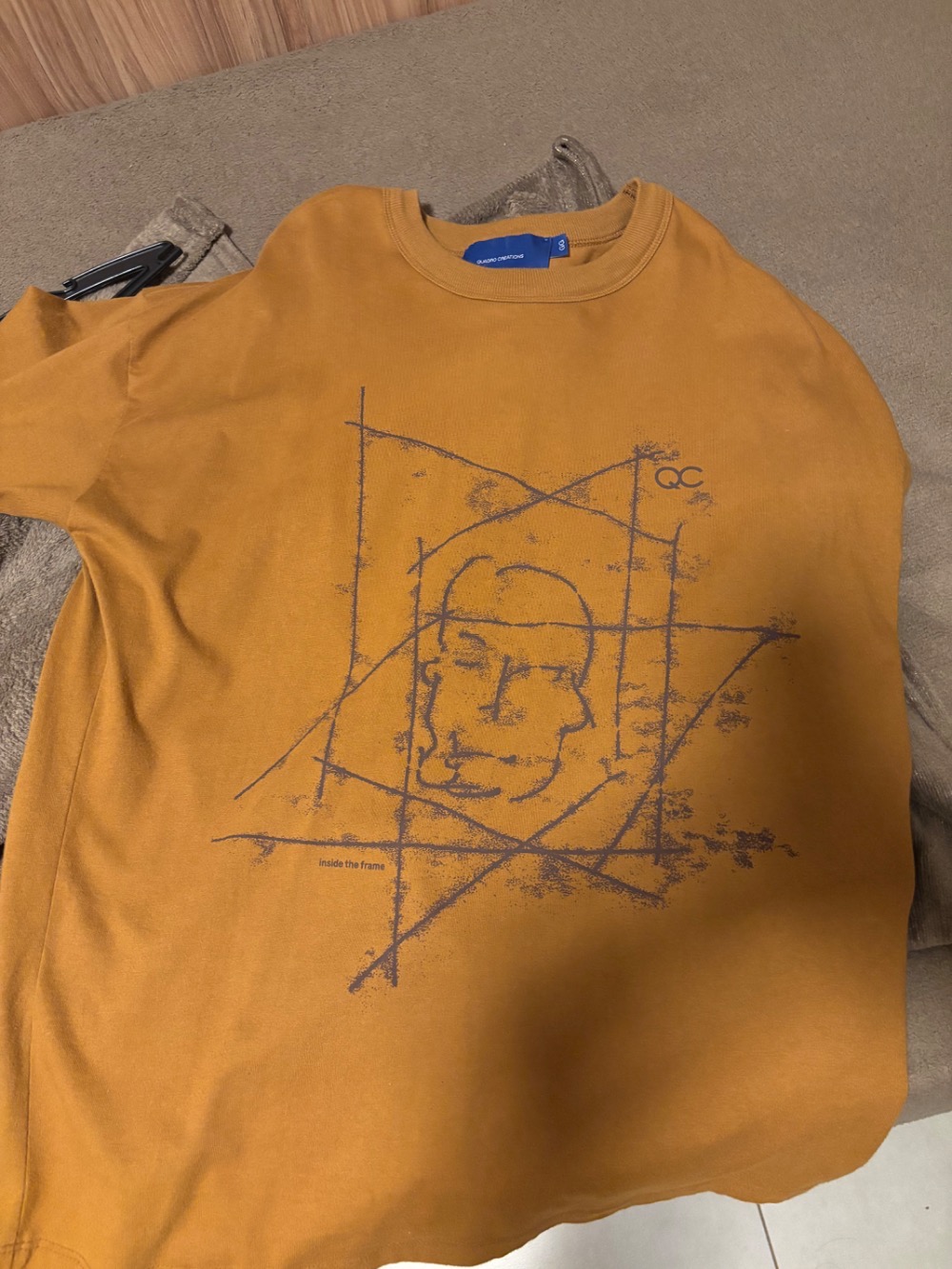 Camiseta Quadro Creations Inside The Frame Brown