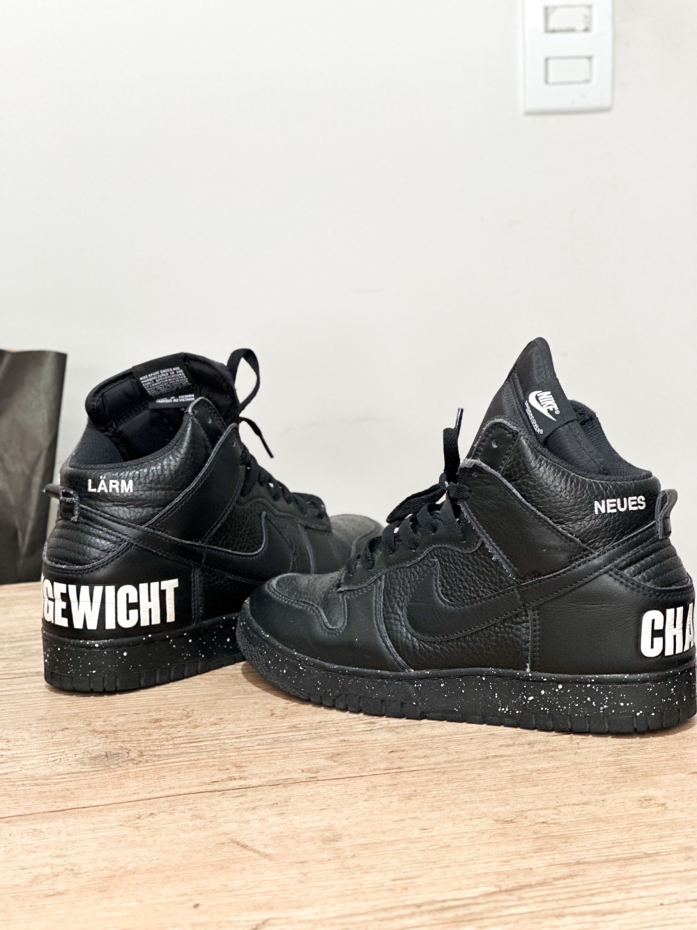 Undercover x Nike Dunk High 1985 Black — 39.5, Usado