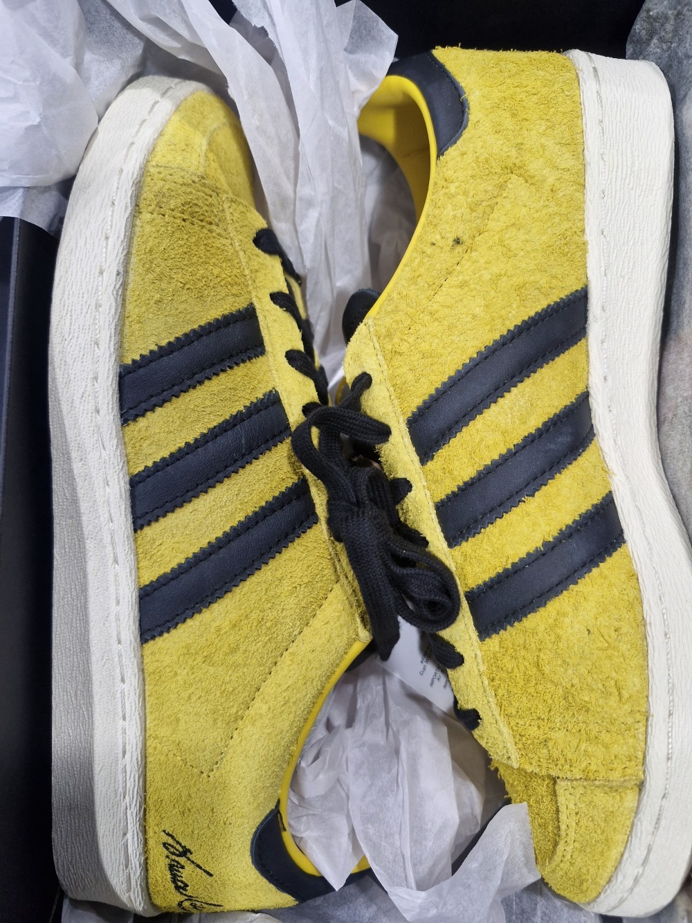 adidas Jabbar Low Beige Core Black Cream White — 39 / 39.5 / 40 / 40.5 / 41 / 42, Novo