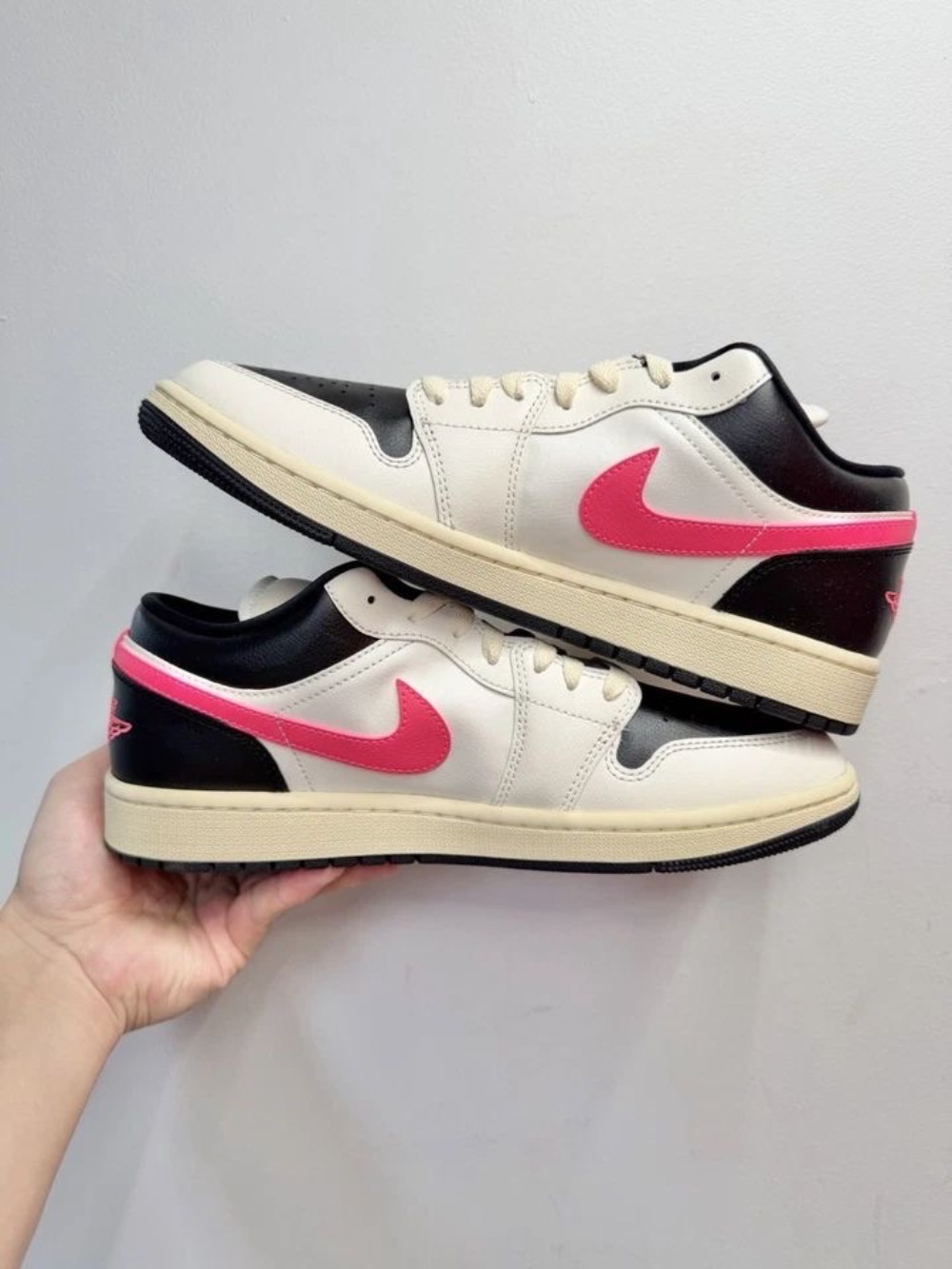Nike Air Jordan 1 Low Pale Ivory Feminino — 37, Novo