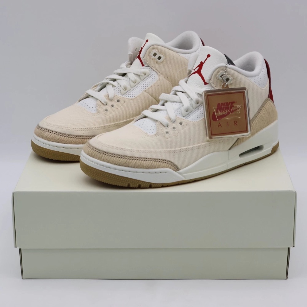 Levi's x Air Jordan 3 Ecru Denim — 42, Novo