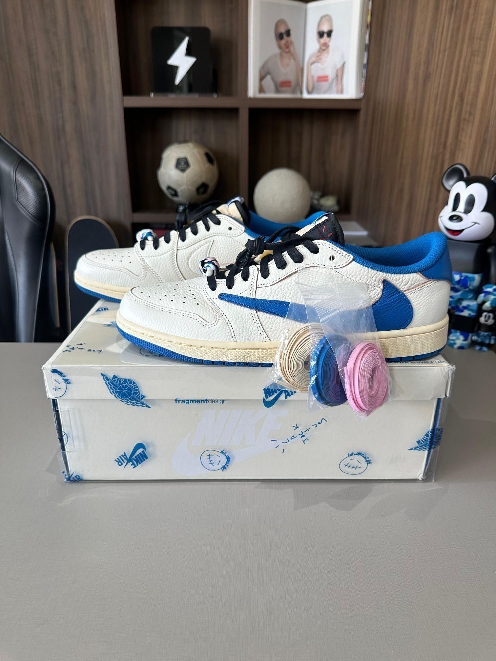 Fragment x Travis Scott x Air Jordan 1 Low OG SP Sail Military Blue — 39.5, Novo