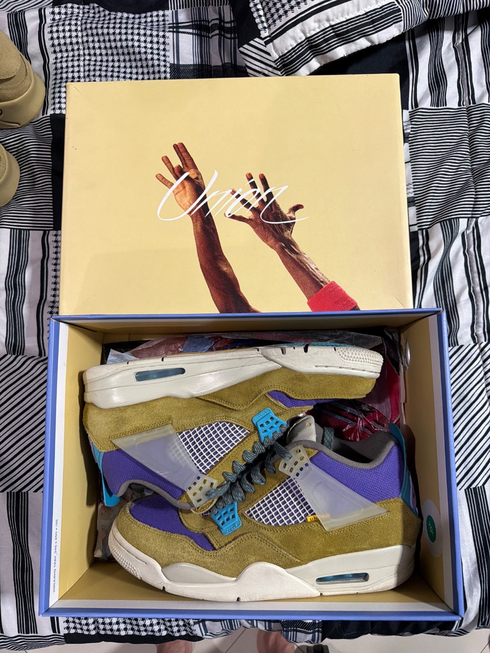 Union LA x Air Jordan 4 Retro Desert Moss — 42.5, Usado