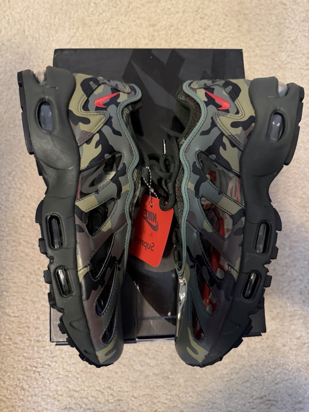 Supreme x Nike Air Max 96 Camo — 37 / 37.5 / 38 / 39 / 39.5 / 40 / 40.5 / 41 / 42 / 42.5 / 43 / 44, Novo