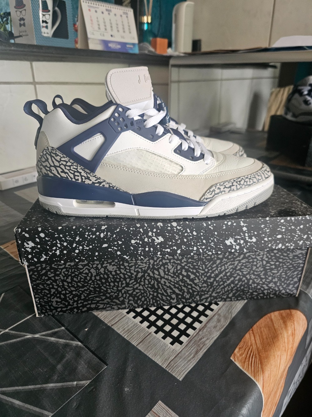 Air Jordan Spizike Low White Neutral Grey Midnight Navy