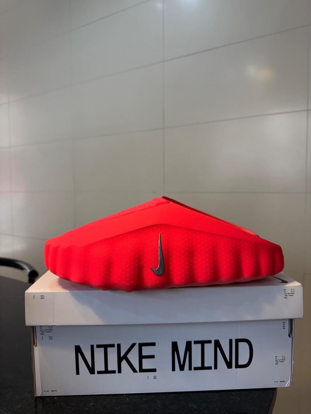 Nike Mind 001 Slide Solar Red
