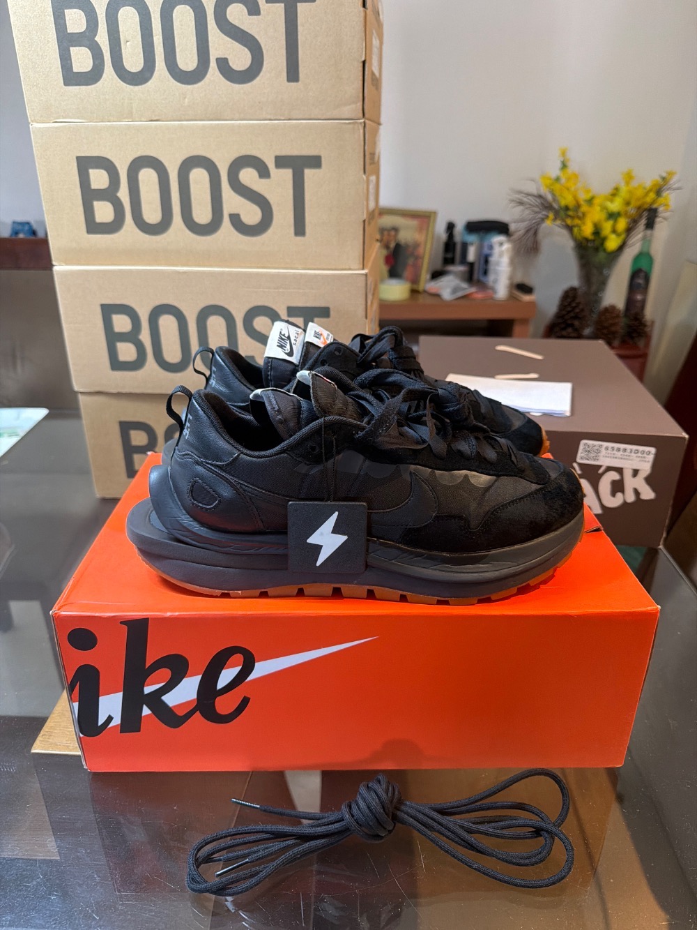 Sacai x Nike VaporWaffle Black and Gum — 42, Usado