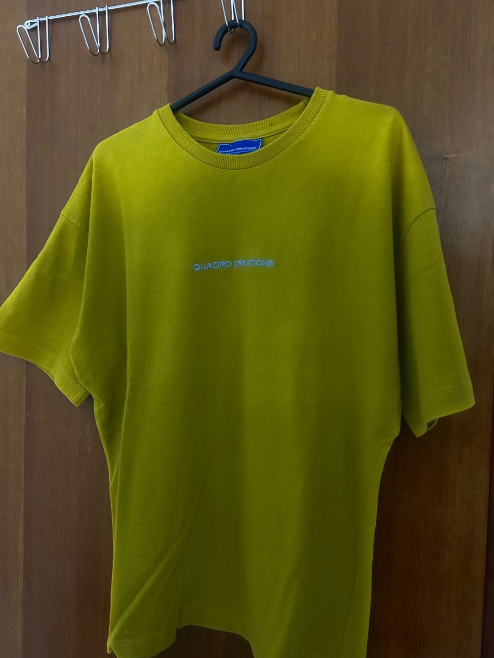 Camiseta Quadro Creations Name Logo Yellow