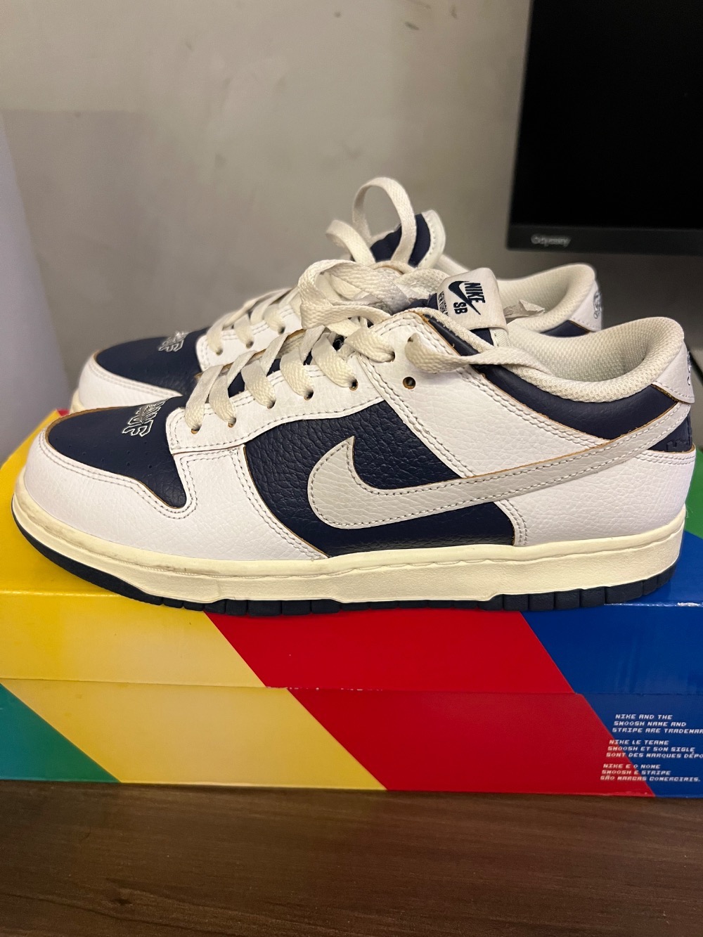 HUF x Nike SB Dunk Low New York — 38, Usado